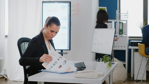 Which Industries Benefit Most from Invoice Finance